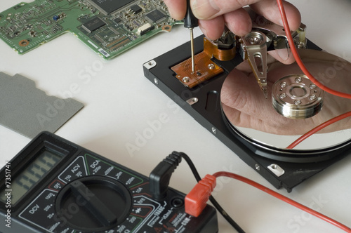 Как работать с hdd regenerator 2011