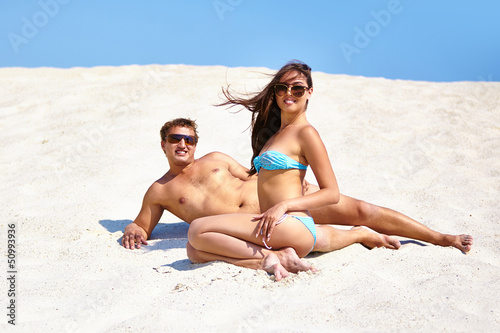 lovely babes are sunbathing together and having wild foursome 462750 lovely babes are sunbathing together and having wild foursome 462749