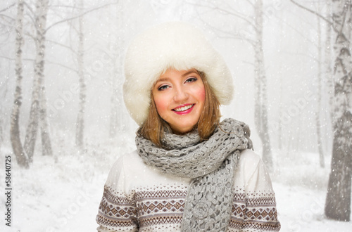 photo of girls on snow with hats №18336 photo of girls on snow with hats № 18335