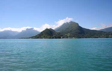 vue sur le lac d'annecy