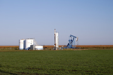 Fototapeta na wymiar ropy naftowej oraz 51