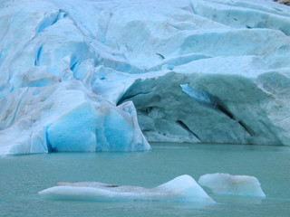 briksdal glacier