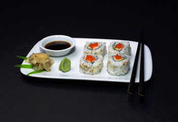 Fototapeta na wymiar sushi - California roll