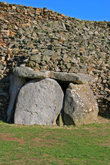 dolmen sous tumulus