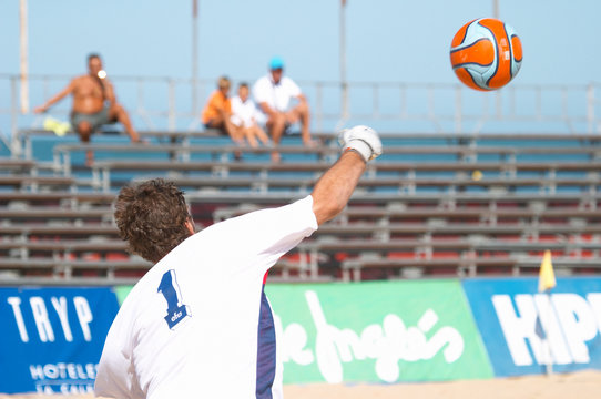 f&uacute;tbol playa