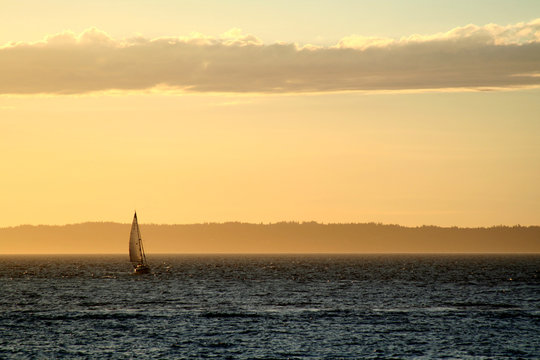 Fototapeta sunset boat