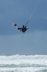 kite surfeur en vol
