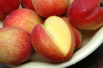 Fototapeta na wymiar peaches
