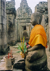 angkor buddha