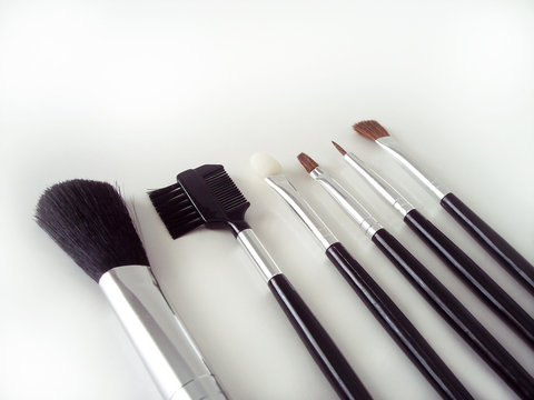 make up brushes 2