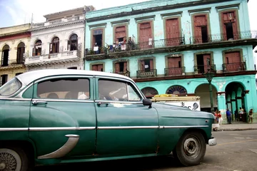 Afwasbaar Fotobehang Cubaanse oldtimers oud havana