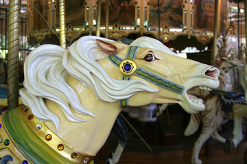 merry-go-round 3 © Aaron Kohr