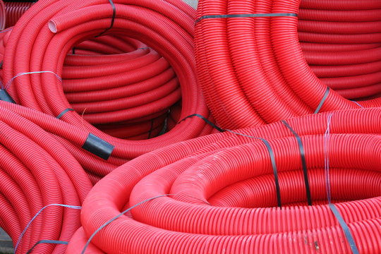 tuyaux rouges