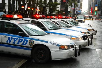 Crédence de cuisine en verre imprimé Lieux américains voitures de police nypd