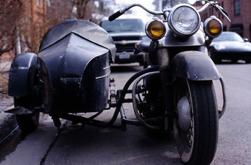 moterbike with side car