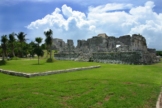 mayan ruins