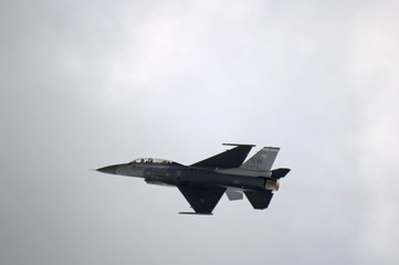 Fototapeta na wymiar f-16 jet
