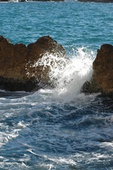 vagues et rochers