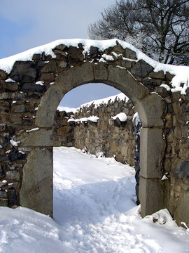 steintor wolkenburg im schnee