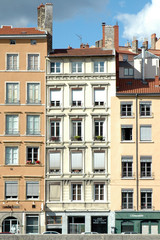 façades - quai saint vincent (lyon, france)