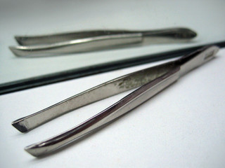 tweezers 2