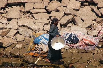 people of nil - washing