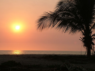 sun set san pancho pacifico