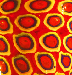 red and yellow dots