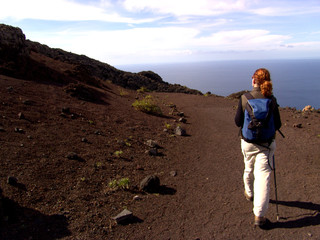 frau beim wandern