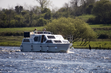 cruising on the shannon