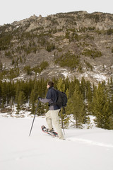 Fototapeta na wymiar rakietach śnieżnych - montana