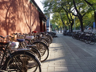 Obraz premium bicycles in beijing - landscape shot