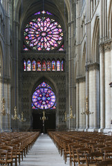 intérieur de la cathédrale de reims 2