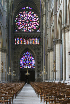intérieur de la cathédrale de reims 2