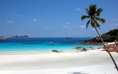 pulau redand beach 3