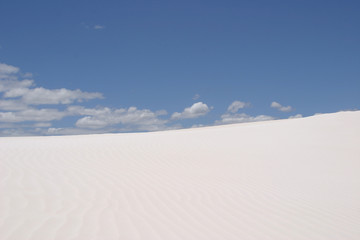 Fototapeta na wymiar lancelin white sand dunes