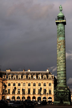 france, paris:  column and place vendome on a rainy day