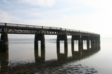 Fototapeta na wymiar most kolejowy Tay, Dundee, Szkocja