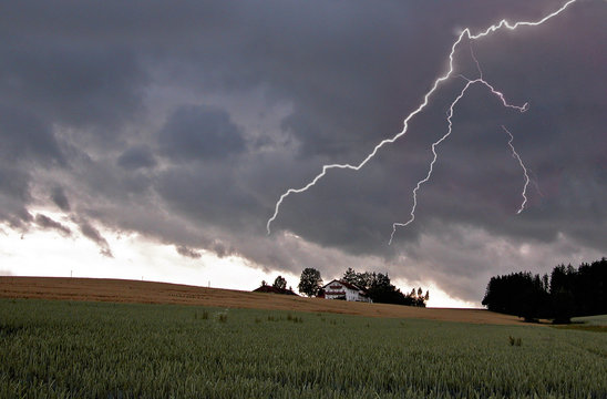 gewitter am bauernhof