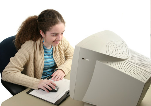 girl using graphic mouse