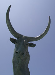 toro de bronce