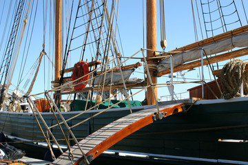 segelschiff im hafen