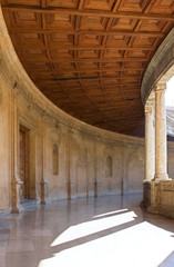 Obraz premium ancient arena in the alhambra palace in spain