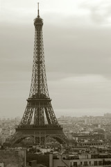 overcast paris and the eiffel tower - 594958