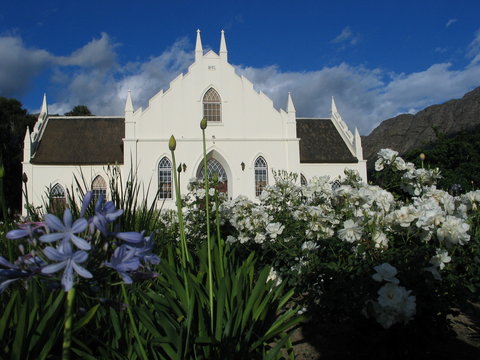 holl reformed church in franschhoek