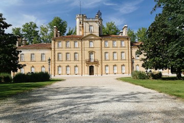 Fototapeta na wymiar chateau