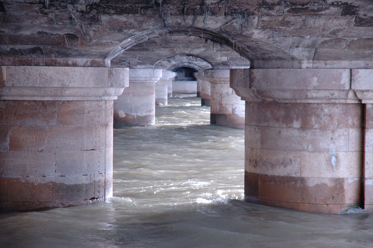 sous les ponts de paris