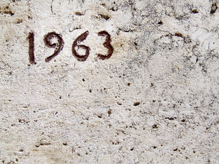 engraved year numbers