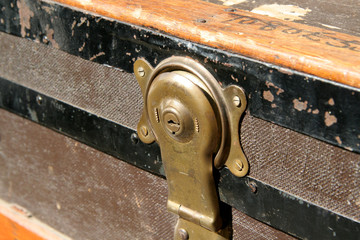 old trunk lock