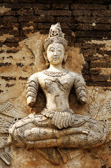 Fototapeta na wymiar Tajlandia, Chiang Mai: świątynia Wat Jedyod